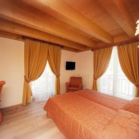Aparthotel Garni Il Giglio 3*
