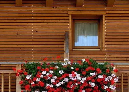 Aparthotel Garni Il Giglio Commezzadura